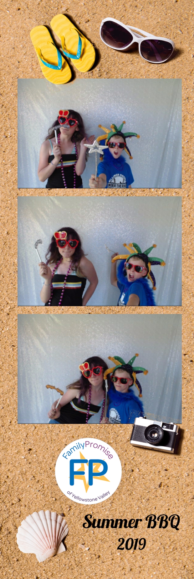 Family BBQ | View more photos from the event at gallery.photoboothbillings.com/u/PhotoBoothBillings/Family-BBQ